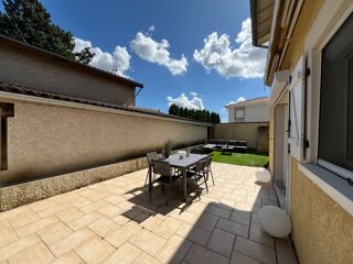  Duplex/triplex  vendre 4 pices 100 m