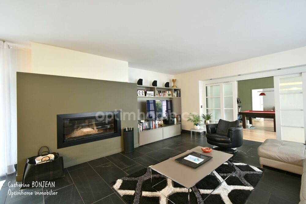Maison à vendre 6 pièces 250 m2 prestations de qualité à BLANQUEFORT (33)