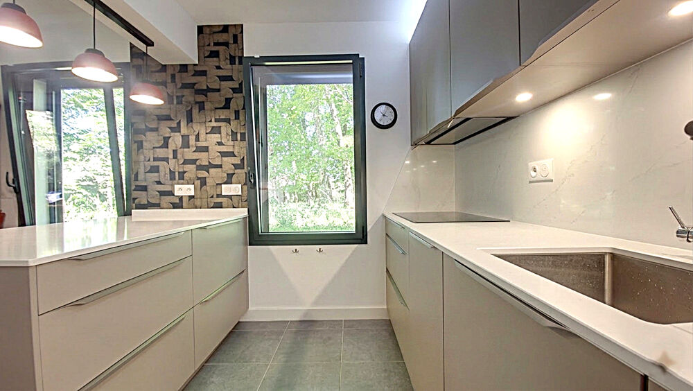 Appartement comme NEUF Pessac 3 pièce(s) 84 m2 terrasse jardin garage