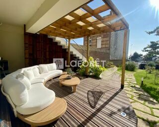  Immeuble à vendre 6 pièces 260 m²