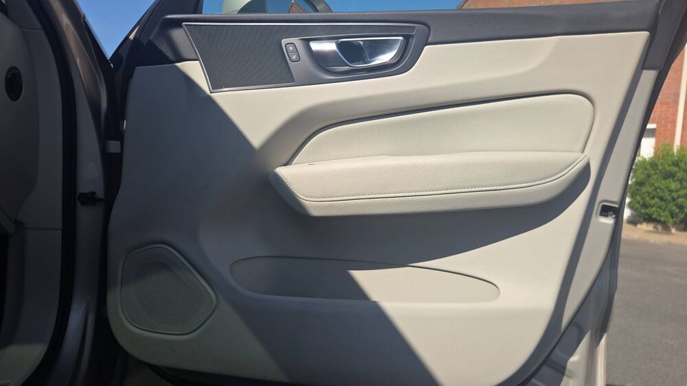 XC60 T8 2.0 Ti 392 Plug in Hybrid AWD Geartronic8 Inscription Lux 2019 occasion 59496 Salome