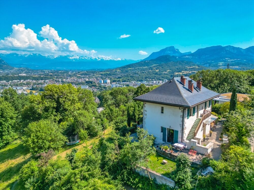 Maison 7 pièces 178 m² · à Bassens · 178 m² · 780 000 €