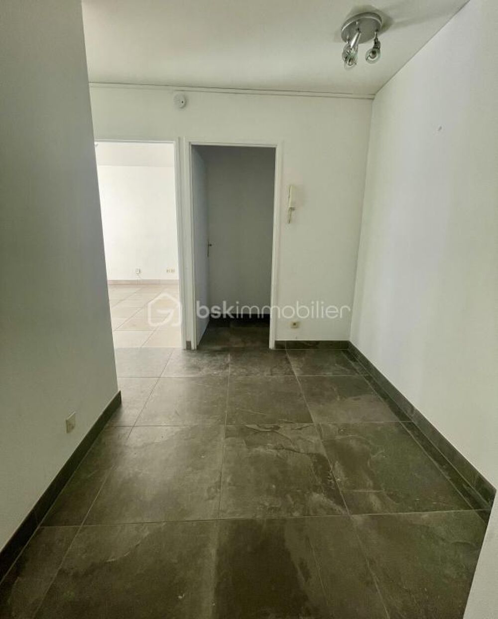 Vente Appartement MELUN – Un appartement comme une maison… avec jardin privatif et gare à pied Melun