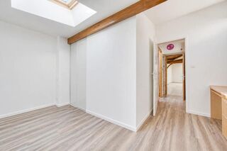  Maison à vendre 12 pièces 239 m²