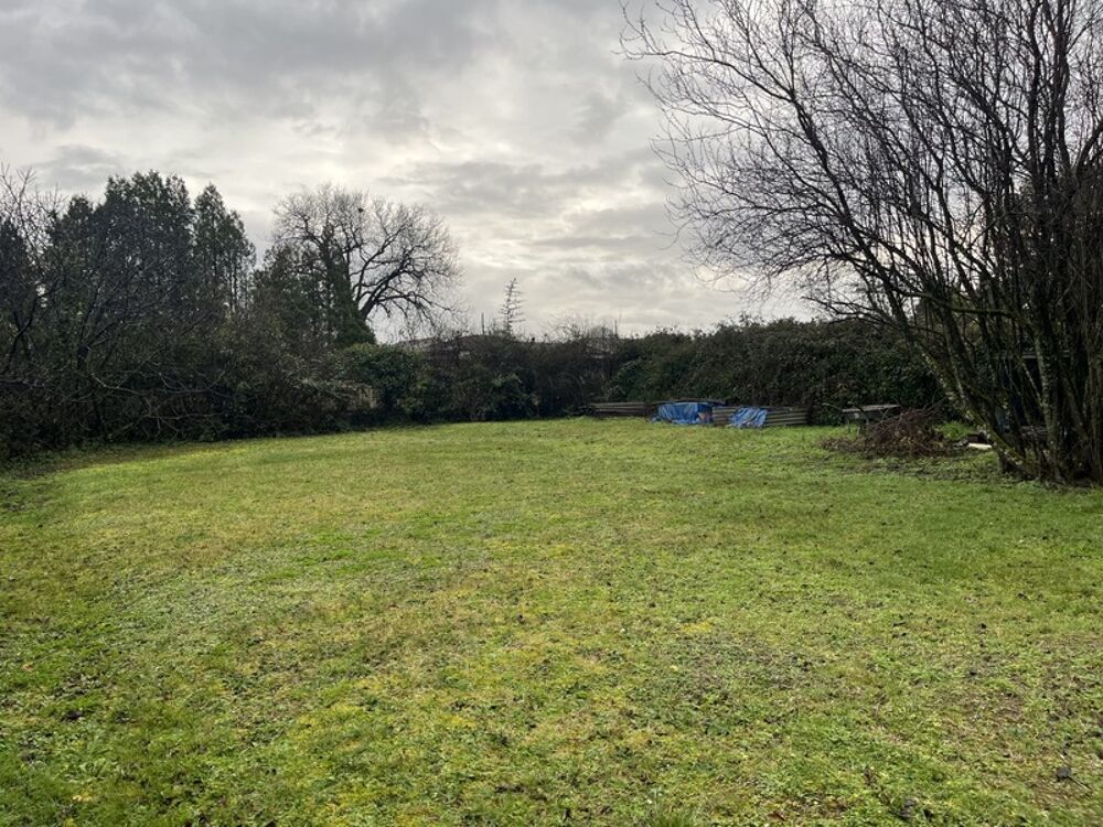 Vente Terrain Terrain constructible de 500 m² à CHATEAUBERNARD (16) Chateaubernard
