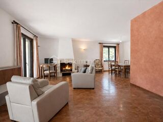  Villa à vendre 5 pièces 132 m²