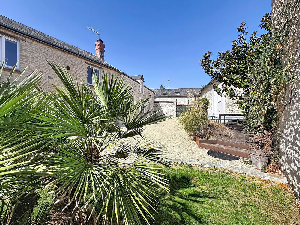 Vente Maison Maison à vendre 8 pièces ESCRENNES (45), 250m², 2 Granges, 4 chambres et + Neuville aux bois