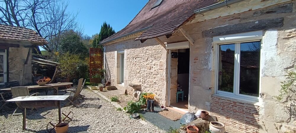 A vendre LIMEYRAT (24), maison de 172 m2 sur un terrain de 2300 m2
