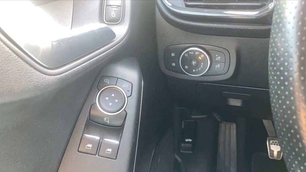 Fiesta 1.0 EcoBoost 100 ST-Line - Entretien constructeur 2019 occasion 85150 Saint Georges De Pointindoux