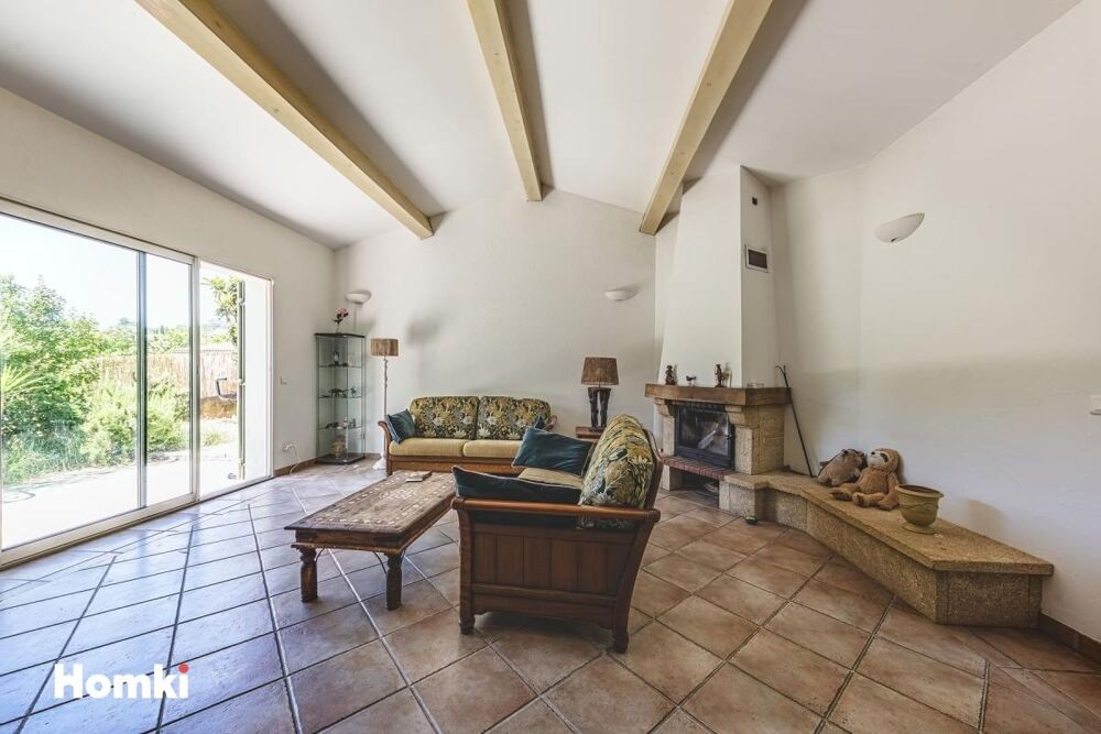 Vente Maison Maison/Villa T5 de 111 m² à Le Luc 83340 Le luc