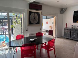  Maison  vendre 9 pices 295 m