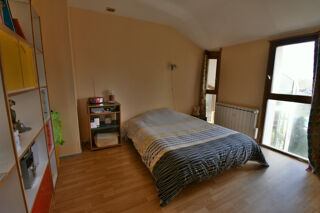  Maison � vendre 10 pi�ces 246 m�