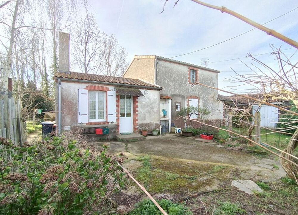 Vente Maison Maison en pierre, 71m + annexes Divatte Sur Loire (44450) Divatte sur loire