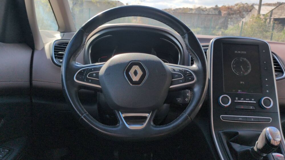Sc&eacute;nic IV 1.6 dCi 130 Energy Intens 2017 occasion 45000 Orleans