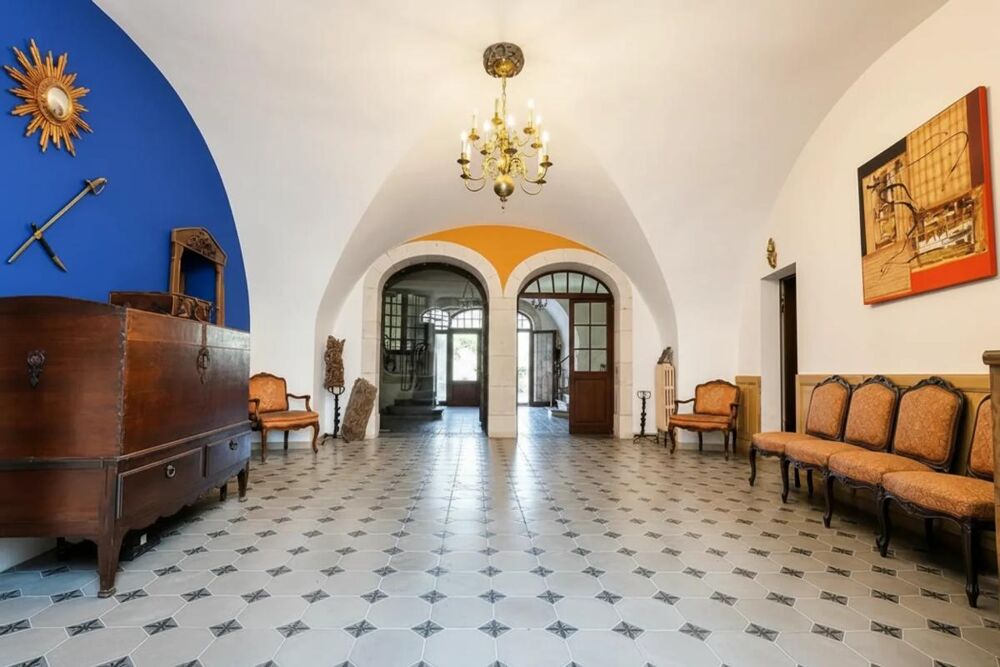 Vente Maison Bourg-Saint-Andéol – L'art du secret, la majesté des volumes Bourg saint andeol