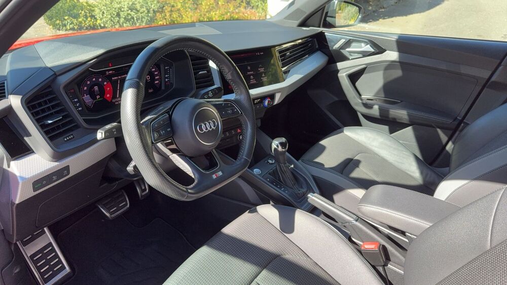 A1 2.0 TFSI 200 S-Tronic 6 S line 2019 occasion 35300 Fougeres