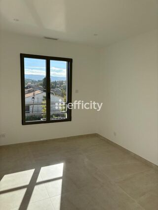  Villa � vendre 4 pi�ces 130 m�