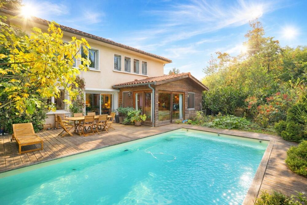 Maison 6 pièces 160 m² · à Tassin la Demi Lune · 160 m² · 730 000 €