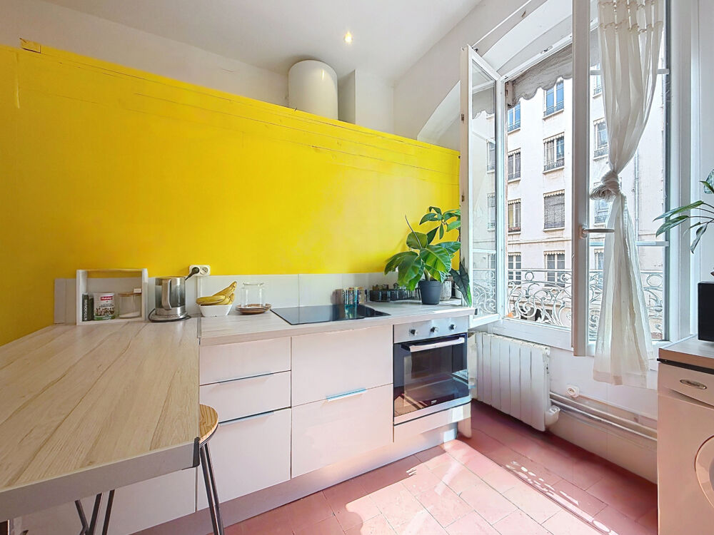 T2  Vieux Lyon / Perrache  42 m² rénové  faibles charges et cachet
