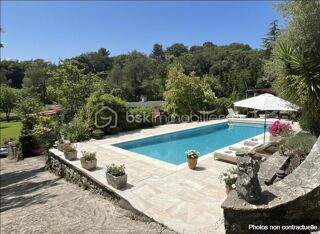  Villa � vendre 4 pi�ces 140 m�