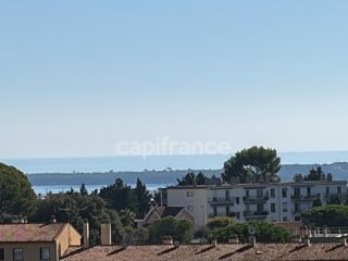 Vente Appartement Appartement d'angle à vendre 4 pièces LE CANNET (06), place de parking privative, 2 caves ! Le cannet