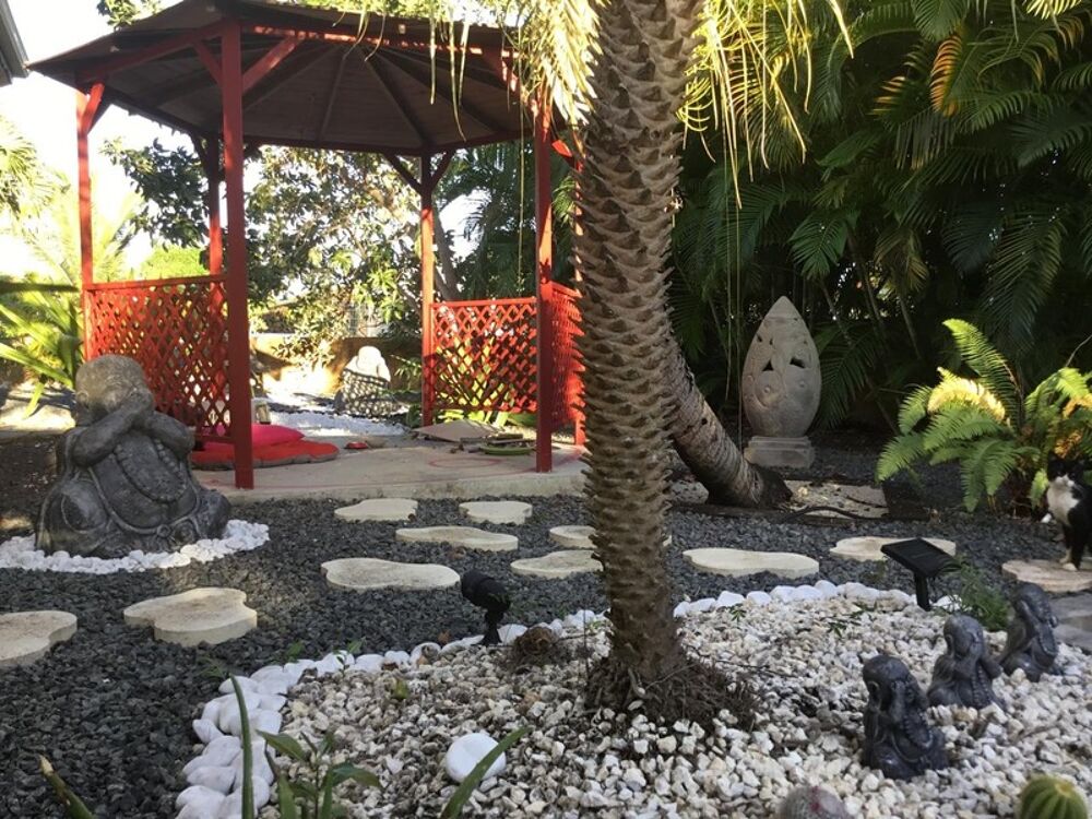Proche bourg villa avec piscine et carbet à SAINT FRANCOIS (971)