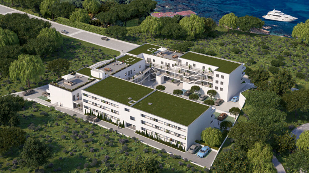 PIETROSELLA (Corse) : A vendre appartement T2 avec terrasse, à 20m de la plage