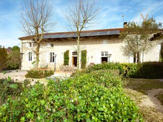  Propriété/château à vendre 12 pièces 388 m²