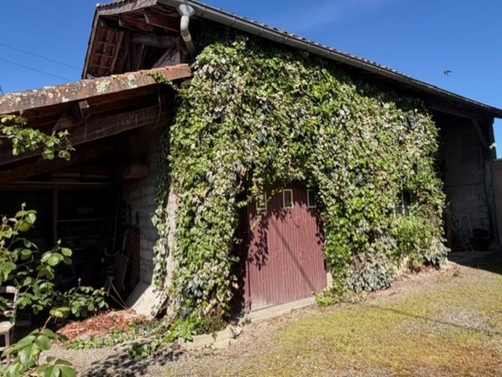 PLAISANCE (32) proche : MAISON TRADITIONNELLE 1960, dépendances, terrain clos avec jardin de 1.000m2 environ au calme, vue campa