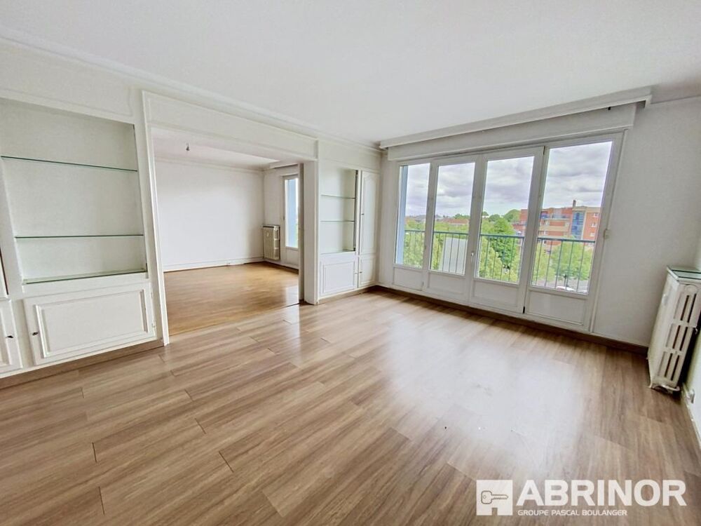 Grand appartement de 125m² avec balcon et garage