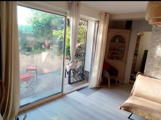  Appartement à louer 2 pièces 45 m²