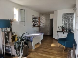  Appartement à louer 2 pièces 45 m²