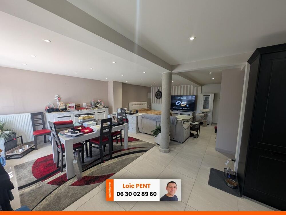 Vente Maison Maison à vendre d'environ 200m² habitable 7 pièces SAINT PRIEST LA PRUGNE (42830) Saint priest la prugne