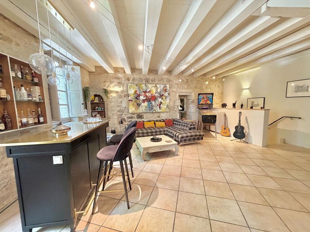 Maison 7 pièces 175 m² · à Montcuq en Quercy Blanc · 175 m² · 450 000 €