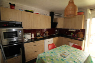  Maison  vendre 10 pices 141 m