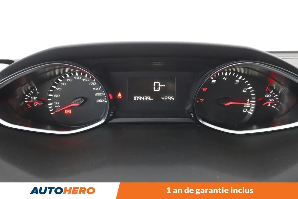 308 1.2 PureTech Active 110 ch 2017 occasion 92130 Issy-les-Moulineaux