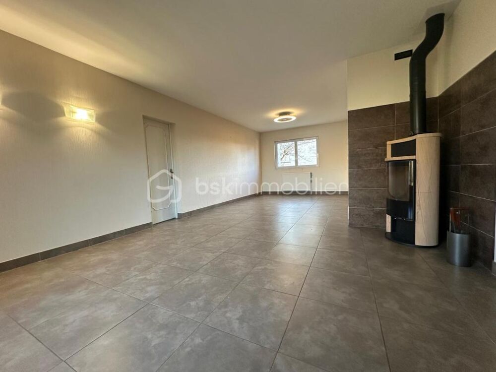 Maison familiale avec sous sol