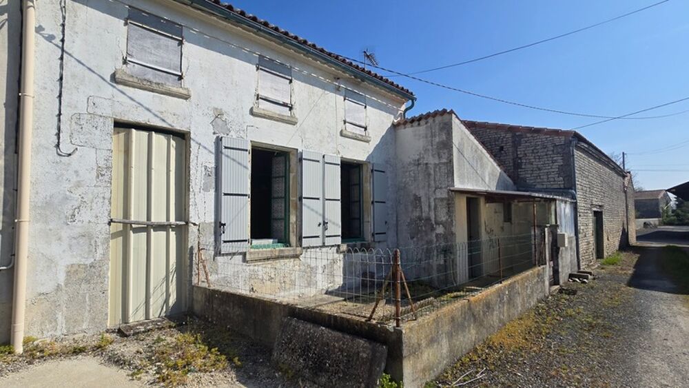 Maison à vendre 2 pièces 48m² LA BROUSSE (17) avec potentiel d'agrandissement