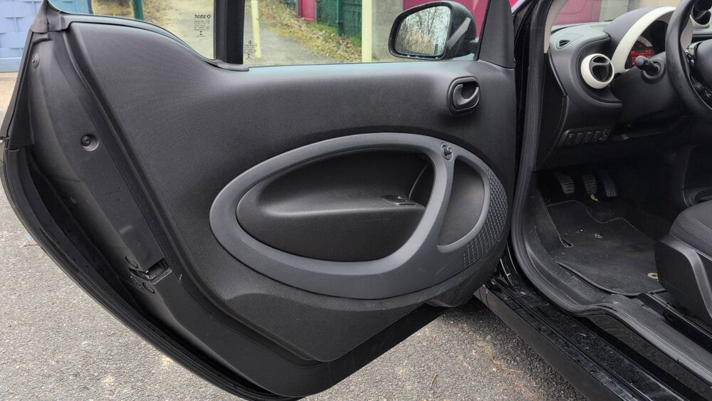 ForTwo III 1.0 71 Pure 2018 occasion 69140 Rillieux La Pape