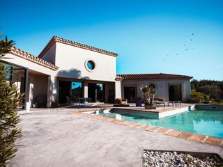  Propriété/château à vendre 4 pièces 205 m²