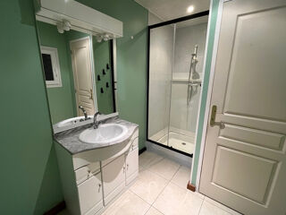  Immeuble � vendre 9 pi�ces 170 m�