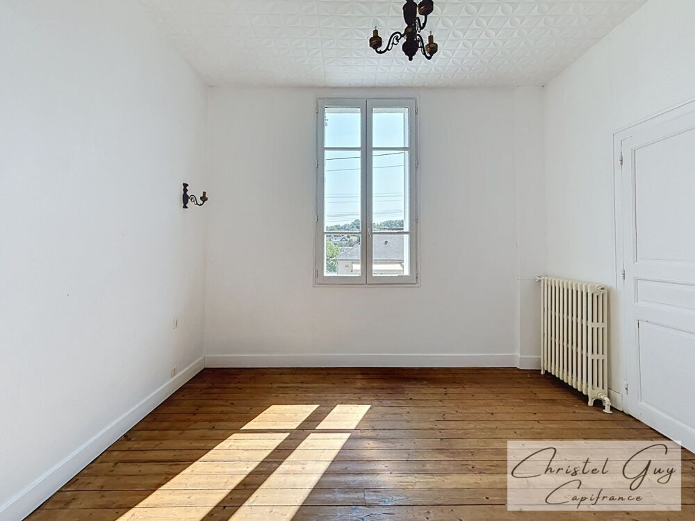 Vente Maison Montval-sur-Loir (72500) – Maison de caractère T5 à vendre des années 1930 avec jardin et garage Montval sur loir