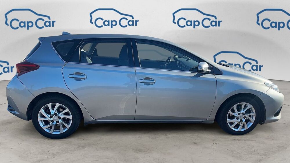 Auris 1.6 D-4D 112 Dynamic 2016 occasion 85520 Saint Vincent Sur Jard