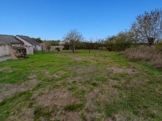  Terrain à vendre 644 m²