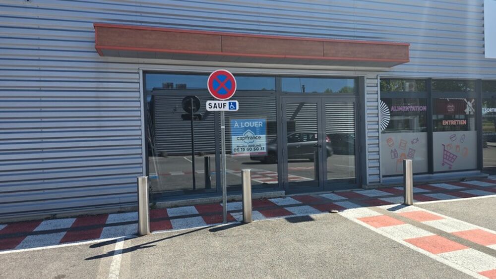  Cellule commerciale à louer proche de CHALON SUR SAONE (71) 