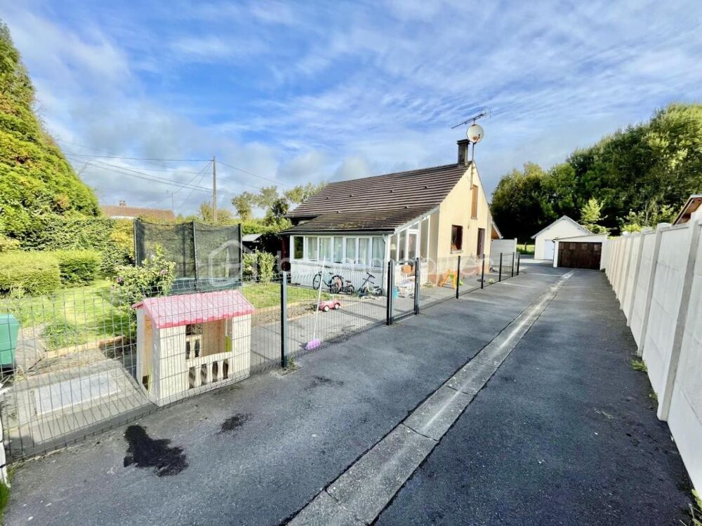 Maison 3 chambres, plein pied de vie, garage et jardin