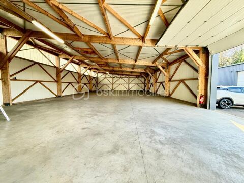 LOCAUX  2 BATIMENTS D'ACTIVITE STOCKAGE de 247 m&sup2; et 520 m&sup2; implant&eacute;s sur un terrain de 2550 m&sup2; 840000 64230 Lescar