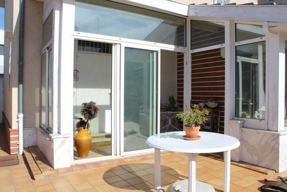 Vente Maison Maison à vendre 6 pièces LYON 8EME ARRONDISSEMENT (69) Lyon 8