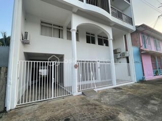  Immeuble � vendre 15 + pi�ces 510 m�