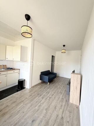  Appartement à louer 2 pièces 28 m²